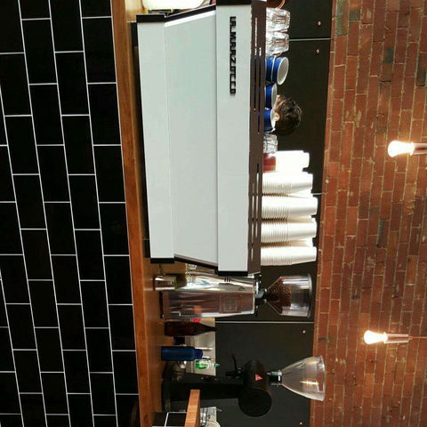 Shake A Leg Junior - E Caravan Parks 0