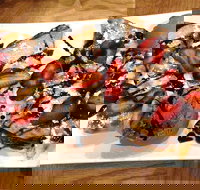 Shemesh Vegetarian Pizza - E Caravan Parks