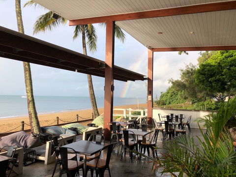 Enzo's On The Beach - E Caravan Parks 0