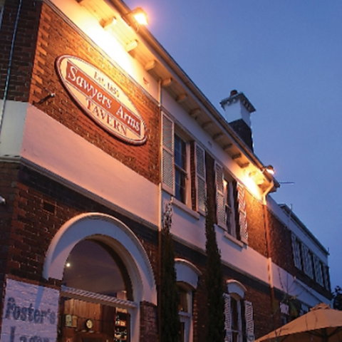 Sawyers Arms Tavern - E Caravan Parks 0