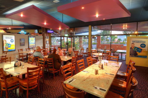 The Brook Hotel - E Caravan Parks 0