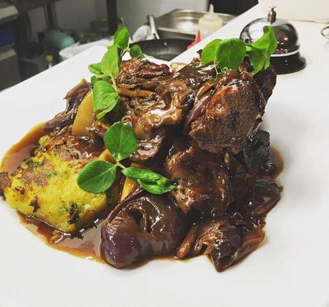 Luscious Organic Cafe & Shop - E Caravan Parks 11