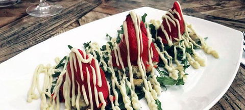 Luscious Organic Cafe & Shop - E Caravan Parks 1