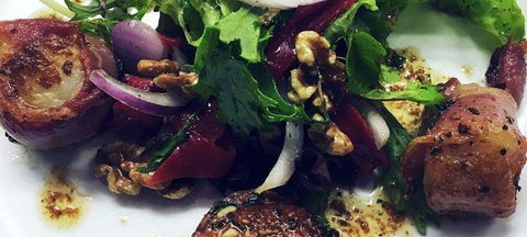 Luscious Organic Cafe & Shop - E Caravan Parks 2