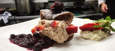 Luscious Organic Cafe & Shop - E Caravan Parks 4