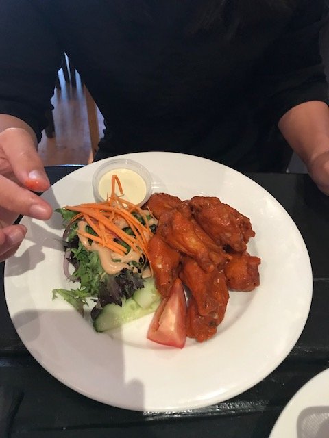 Three Little Pigs Tavern - E Caravan Parks 4