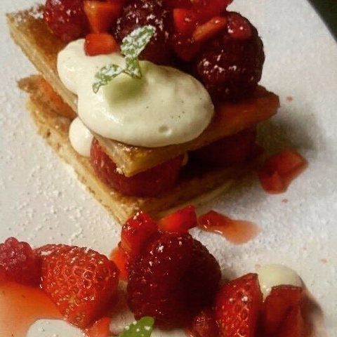 Pure South Dining - E Caravan Parks 0