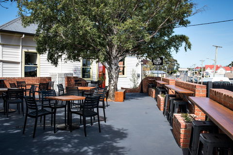 Tellers Swansea - E Caravan Parks 2