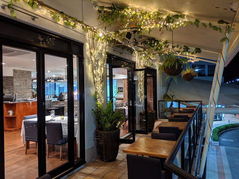 Vivaldis Restaurant - E Caravan Parks 0