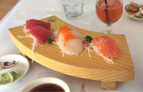 Triq Restaurant & Bar - E Caravan Parks 0