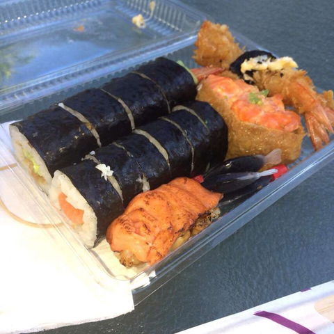 Mr Sushi - E Caravan Parks 0