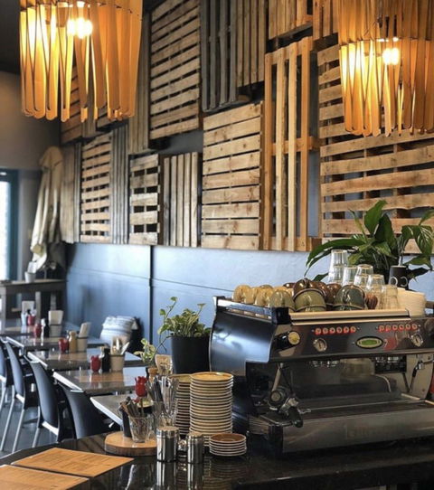 The Crossing Cafe - E Caravan Parks 0