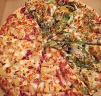 Johnny Boys Pizza - Mentone - E Caravan Parks