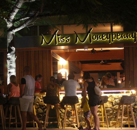 Miss Moneypenny's - E Caravan Parks 31