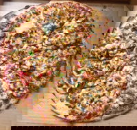 Paradise Pizza - E Caravan Parks