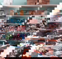 Peesey Pantry Emporium and Tea Room - E Caravan Parks