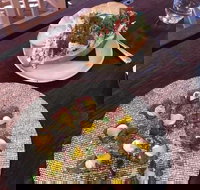 Jimmy Wah's - E Caravan Parks