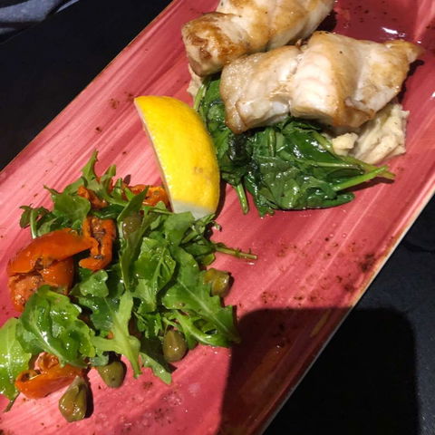 Pier Hotel - E Caravan Parks 0