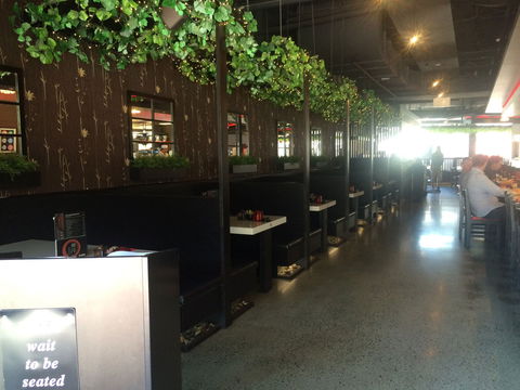 Ginga Sushi Bar And Dining - E Caravan Parks 0