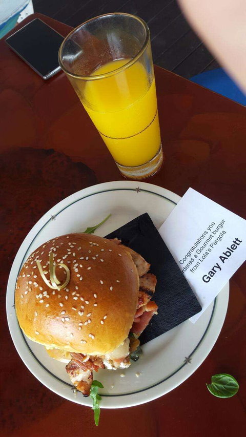 Lola's Pergola - E Caravan Parks 0