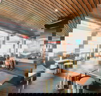 The Wharf Hotel - E Caravan Parks