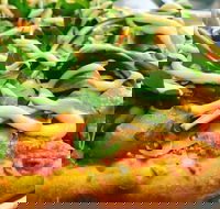 Creek's Pizza Project - E Caravan Parks