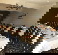 Ewe 'n Me Restaurant - E Caravan Parks