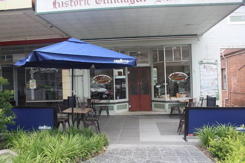 Historic Gundagai Bakery - E Caravan Parks 0