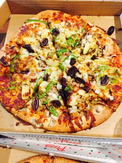 T-Mans Pizza - E Caravan Parks 0