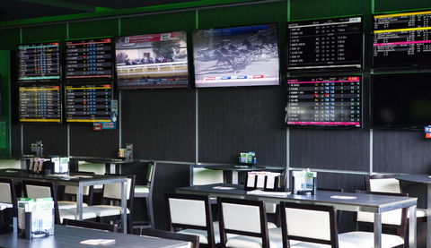 Ferny Grove Tavern - E Caravan Parks 0