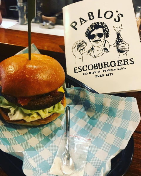 Pablo’s Escoburgers - E Caravan Parks 0