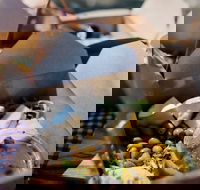 Doc's Cafe - E Caravan Parks