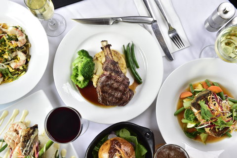 Barra On Todd Restaurant And Bar - E Caravan Parks 1