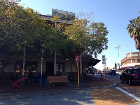 Defectors Bar - E Caravan Parks 0