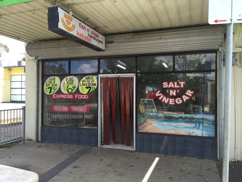 Salt 'N' Vinegar Fish And Chips - E Caravan Parks 0