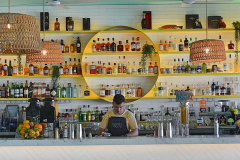 Snapper Rocks Bar & Kitchen - E Caravan Parks 0