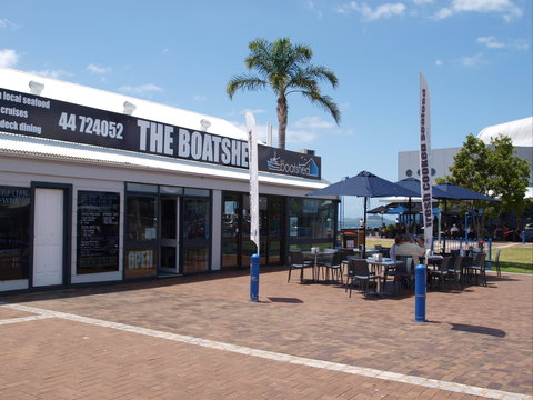 The Boatshed: Batemans Bay - E Caravan Parks 1