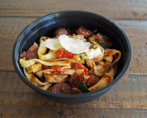 Pizza Miltonio - E Caravan Parks 0