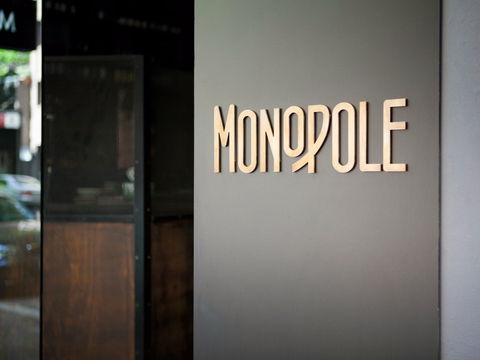 Monopole - E Caravan Parks 0