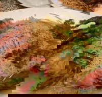 Thien Phu Restaurant - E Caravan Parks