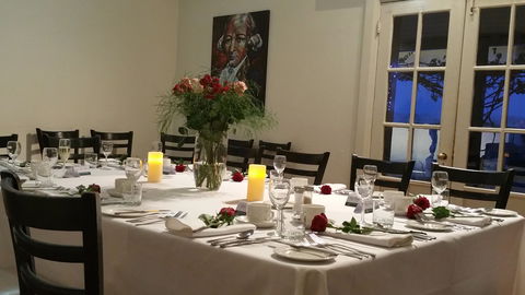 Lachlans: Old Government House - E Caravan Parks 1