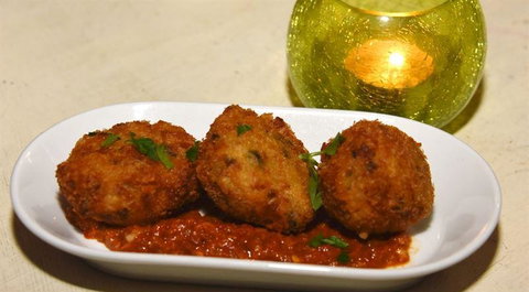 Arthouse Kitchen - E Caravan Parks 0