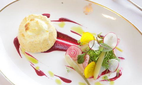 SJ's Brasserie - E Caravan Parks 7