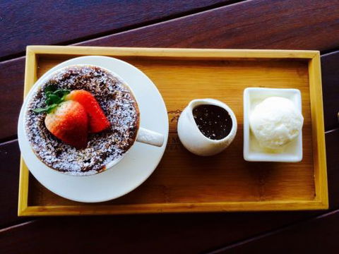 Q Bar & Brasserie On The Avenue - E Caravan Parks 4