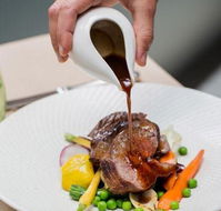 Sticky Fingers Pizzeria - E Caravan Parks