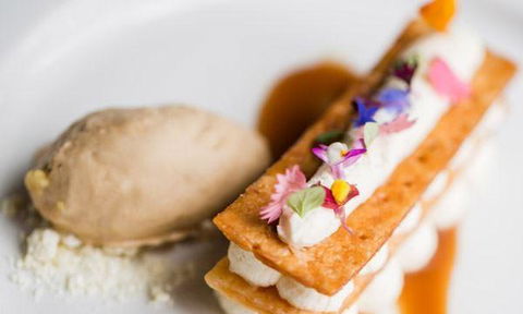 Sticky Fingers Pizzeria - E Caravan Parks 6