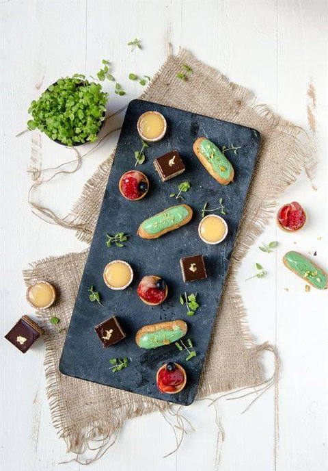 Sticky Fingers Pizzeria - E Caravan Parks 8