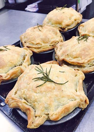 The Dove Cafe - E Caravan Parks 14