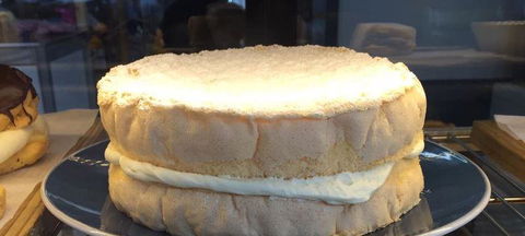 The Dove Cafe - E Caravan Parks 2