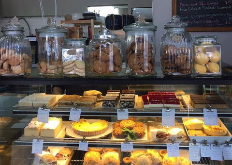 The Dove Cafe - E Caravan Parks 6